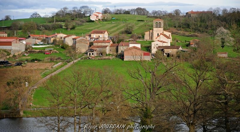 Toscane d'Auvergne ©Roger JOURDAIN