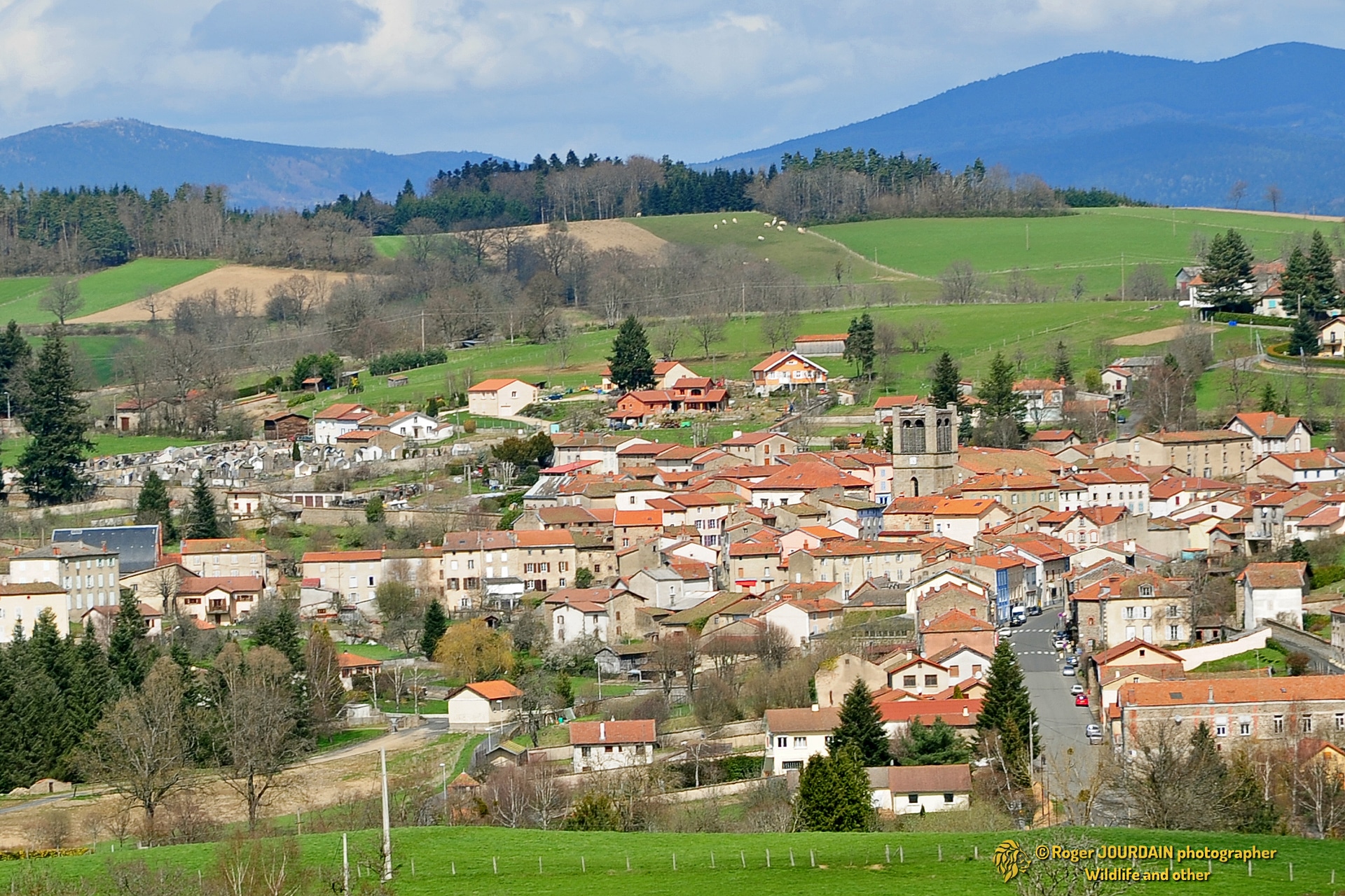 Toscane d'Auvergne ©Roger JOURDAIN - Cunlhat