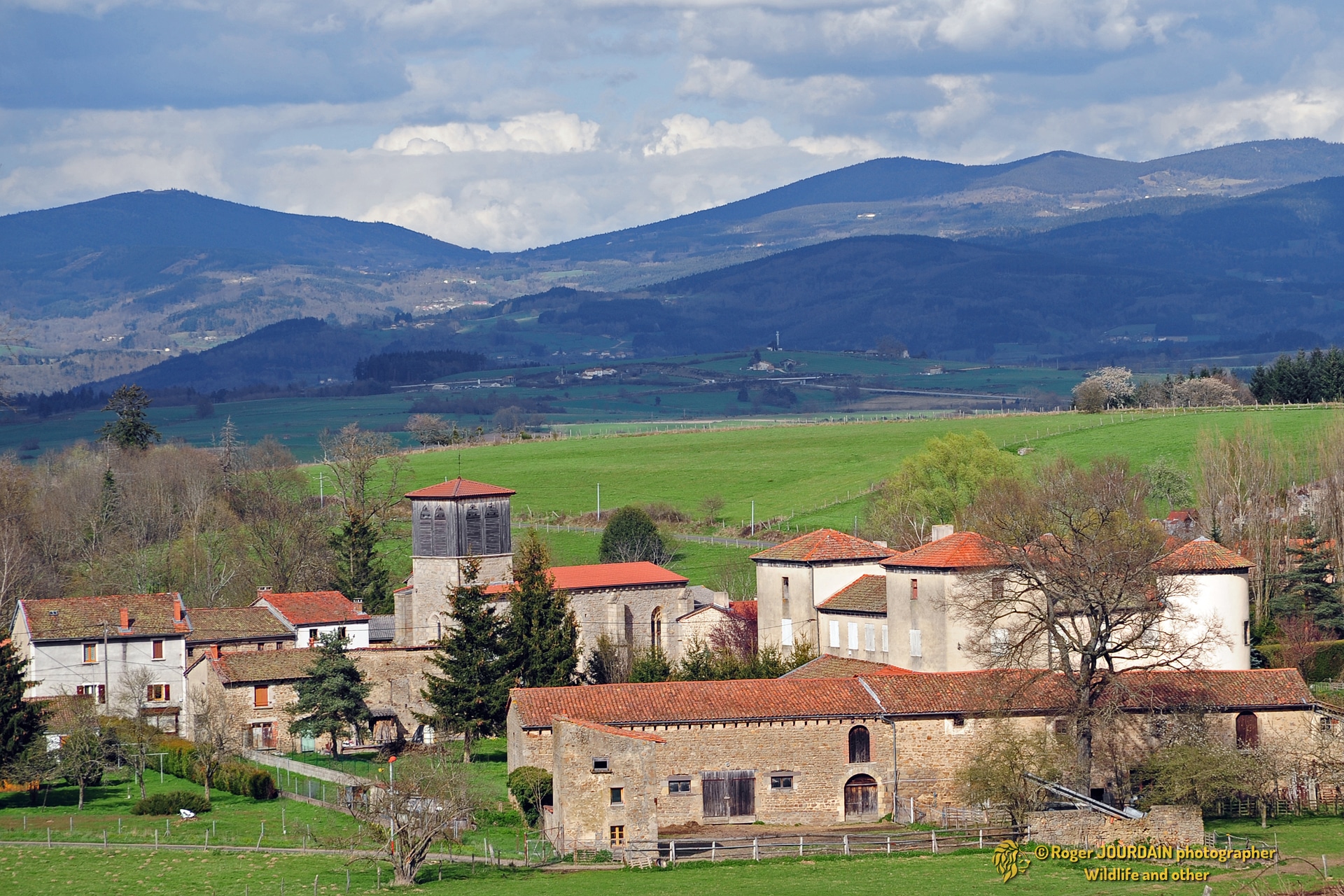 Toscane d'Auvergne ©Roger JOURDAIN - Domaize