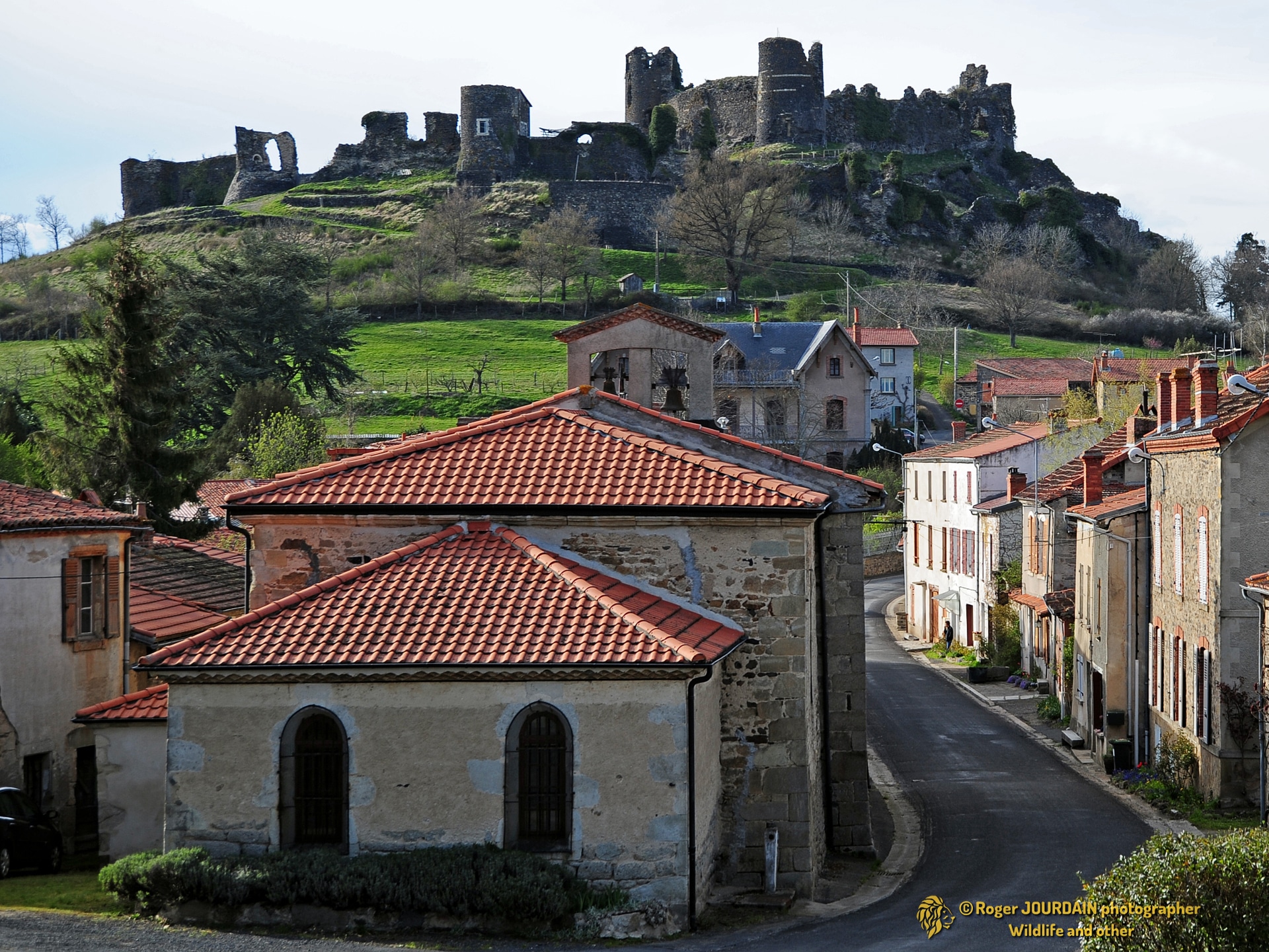 Toscane d'Auvergne ©Roger JOURDAIN - Mauzun